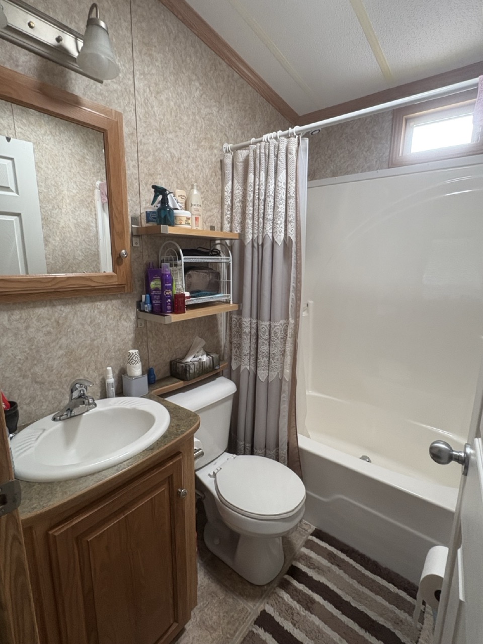 Site 1001 | For Sale | Scott Drive | 2 Bedroom Trailer | Bathroom | Carsons Camp