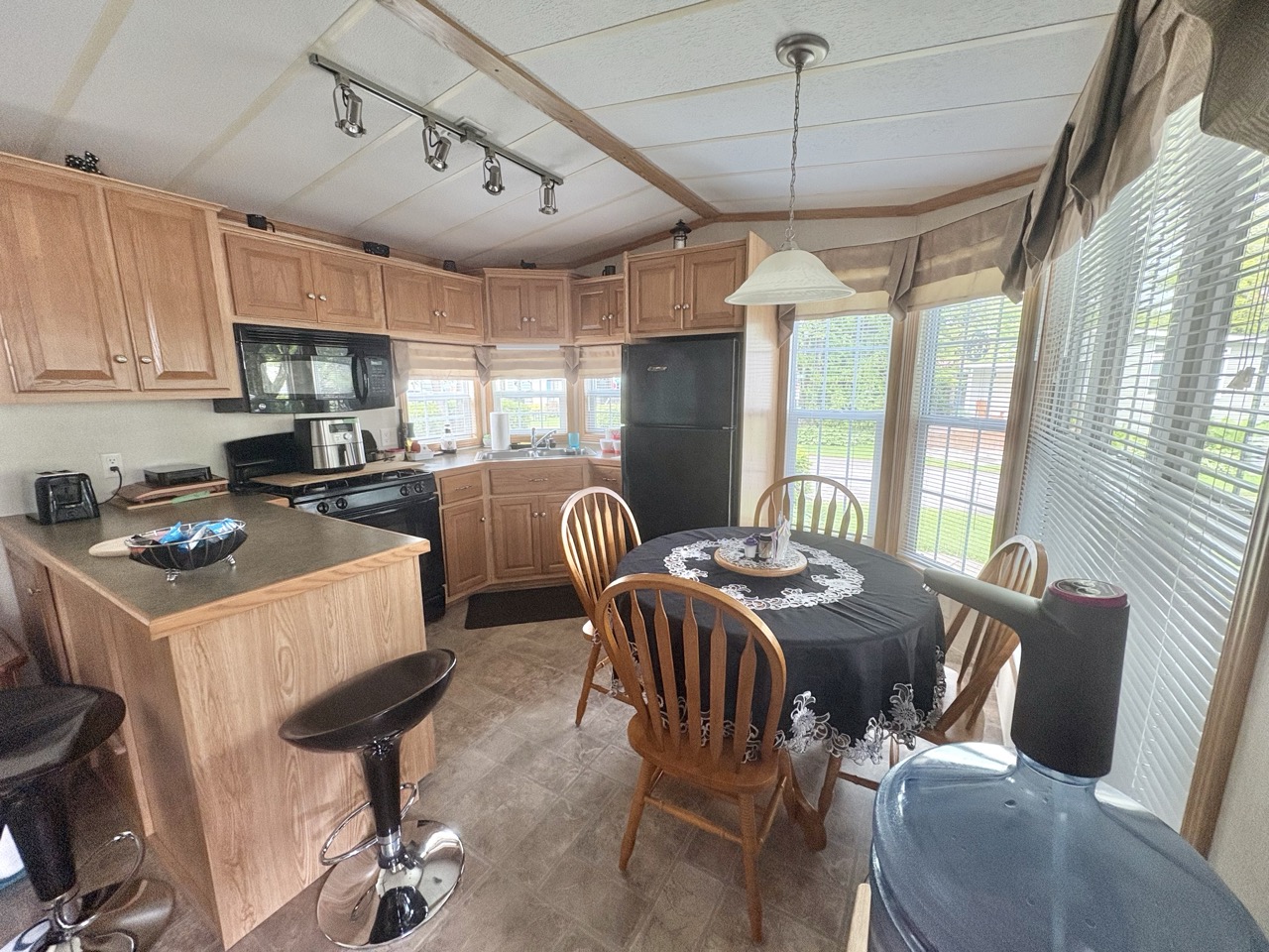 Site 1001 | For Sale | Scott Drive | 2 Bedroom Trailer | Kitchen | Carsons Camp