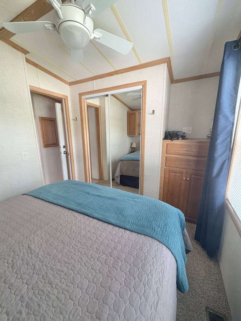 Site 1001 | For Sale | Scott Drive | 2 Bedroom Trailer | Master2 | Carsons Camp