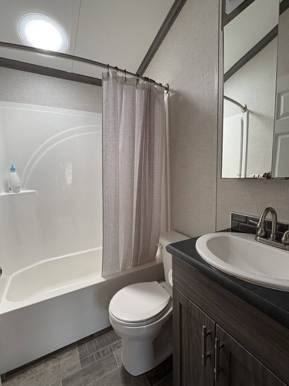 Site 122 | For Sale | Sunset Drive | 2 Bedroom Trailer | Bathroom | Carsons Camp
