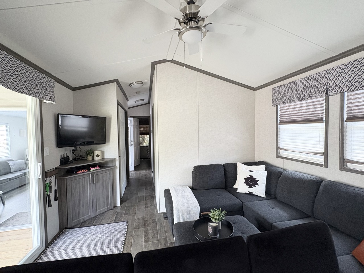 Site 122 | For Sale | Sunset Drive | 2 Bedroom Trailer | LivingRoom2 | Carsons Camp