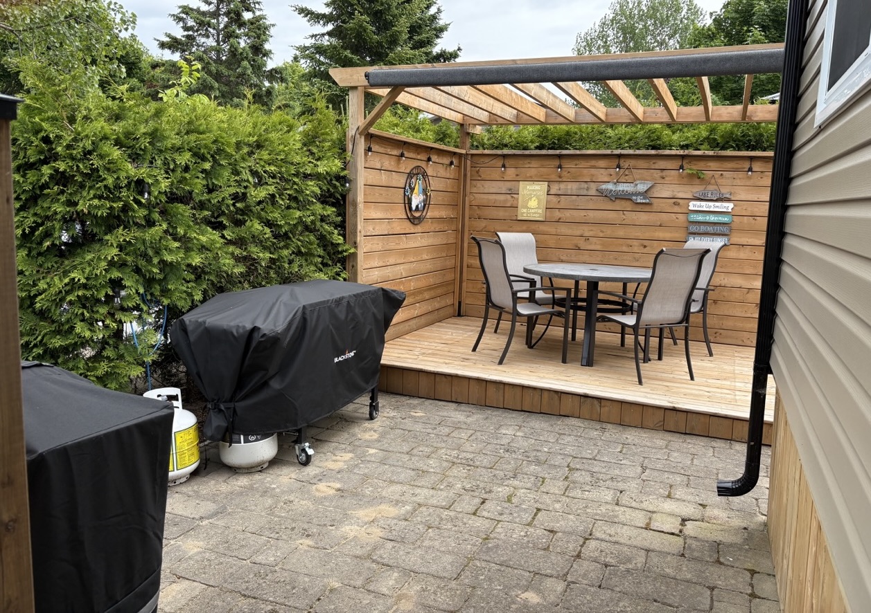 Site 896 | For Sale | Carolina Drive North | 1 Bedroom Trailer | Outside2 | Carsons Camp