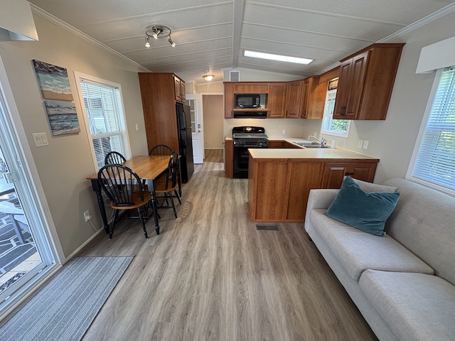 Site 119 | For Sale | Sunset Drive | 2 Bedroom Trailer | Main Queen | Carsons Camp |