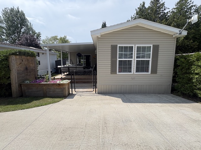 Site 119 | For Sale | Sunset Drive | 2 Bedroom Trailer | Main Queen | Carsons Camp |
