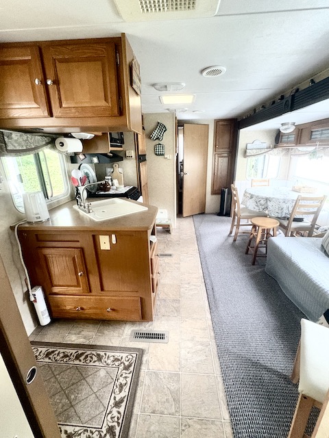 Site 2005 | For Sale | Sunset Street | 2 Bedroom Trailer | Main Double | Carsons Camp |
