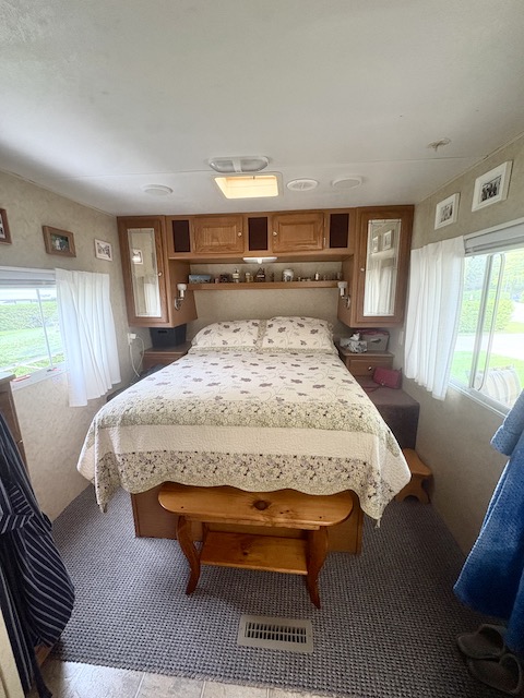 Site 2005 | For Sale | Sunset Street | 2 Bedroom Trailer | Main Double | Carsons Camp |